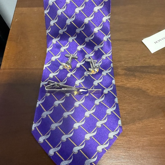 MN Vikings Patterned Tie with Cufflinks and tie bar - Picture 1 of 3